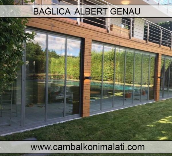 Albert Genau Cam Balkon