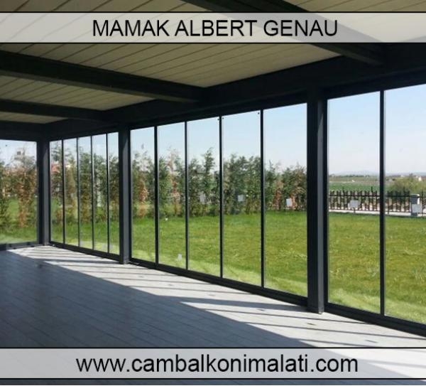 Albert Genau Cam Balkon
